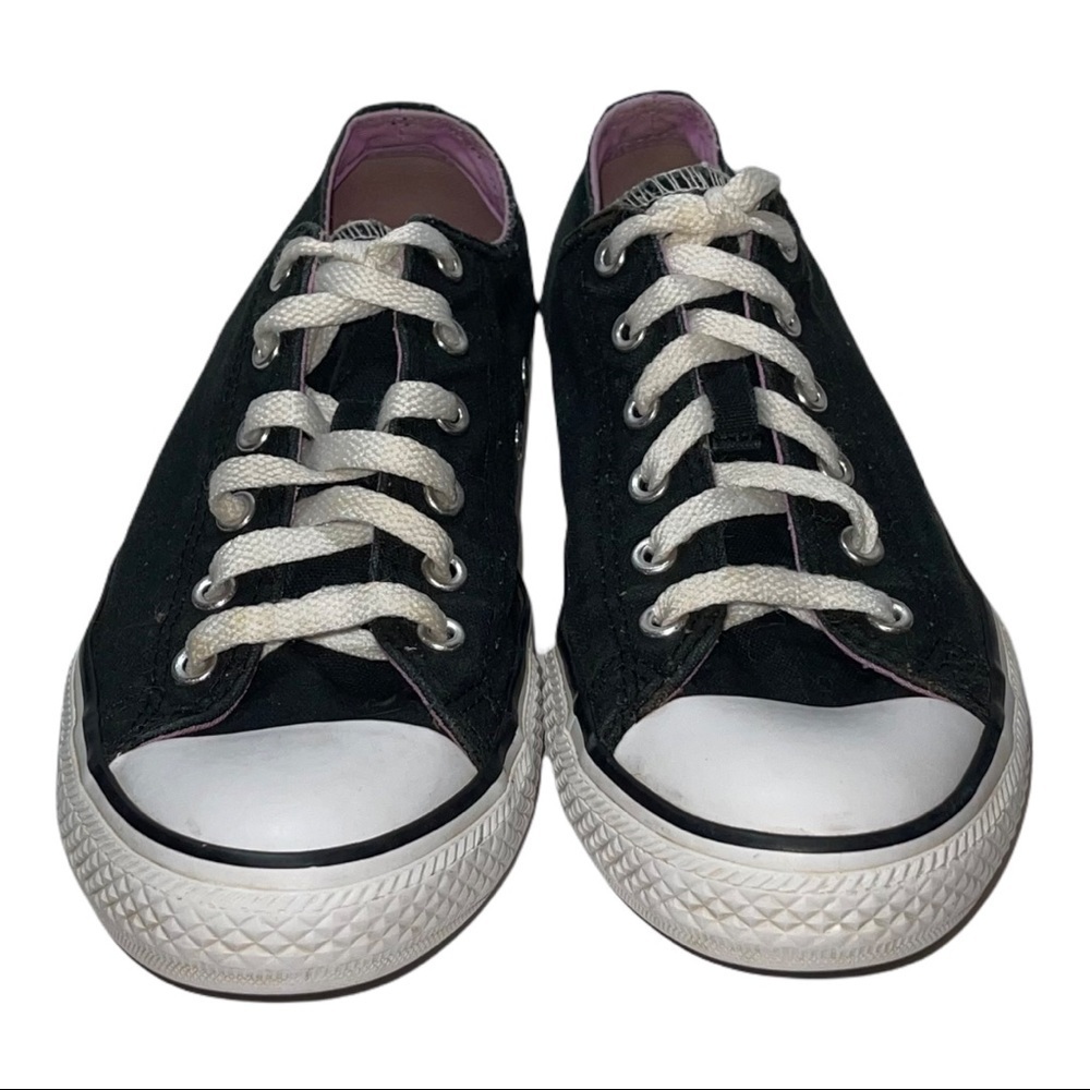 Converse Woman Shoes Size 4.5!